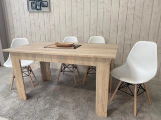 Mesa extensible y 4 sillas