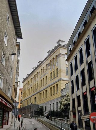 Local comercial en venta en Centro - Ayuntamiento en Santander