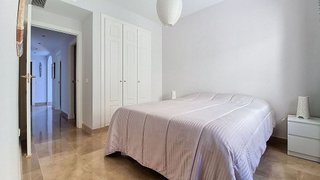 Piso en venta en Puerto de la Duquesa en Manilva