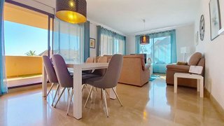 Piso en venta en Puerto de la Duquesa en Manilva