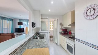 Piso en venta en Puerto de la Duquesa en Manilva