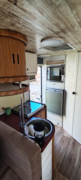 LAIKA ECOVIP 400 –Ford Transit 1996
