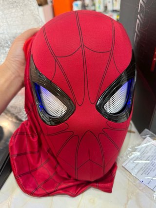 Máscara Spiderman LED Ojos Nuevos