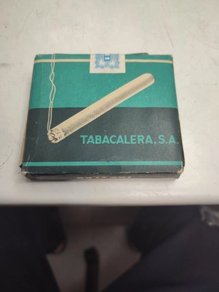 Caja Vintage IDEALES. Coleccion o decoracion.