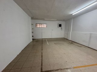 Local comercial en alquiler en El Camp de l'Arpa del Clot en Barcelona
