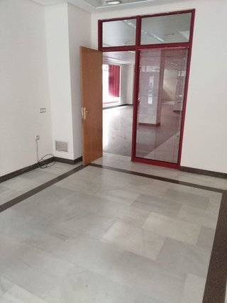 Local comercial en alquiler en Franciscanos en Albacete