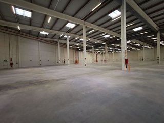 Nave industrial en alquiler en Ensanche de Vallecas - Valdecarros en Madrid