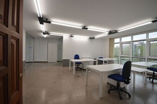 Oficina en alquiler en Os Mallos - San Cristóbal en Coruña (A)