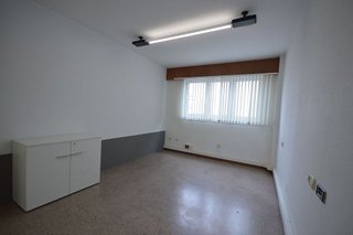 Oficina en alquiler en Os Mallos - San Cristóbal en Coruña (A)