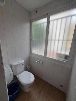 Oficina en alquiler en La Buhaira en Sevilla