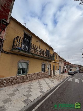 Casa adosada en venta en Tarancón