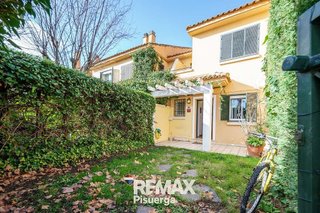 Casa adosada en venta en Simancas