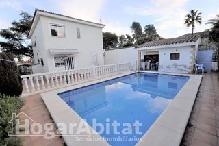 Chalet en venta en Riba-roja de Túria