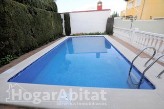 Chalet en venta en Riba-roja de Túria