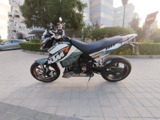 KTM 690 Duke 2008 Naranja/Blanca