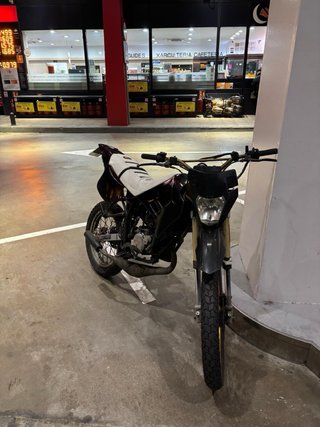 Rieju RR AM6 Negra/Blanca