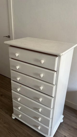 Cajonera de madera blanca