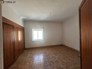 Piso en venta en Hospital en Jaén