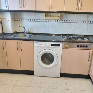 Piso en venta en Universidad - Los Lirios en Logroño