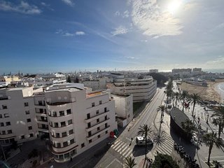 Piso en venta en La Caleta - La Viña en Cádiz