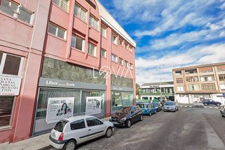 Local comercial en venta en Alisal - Cazoña - San Román en Santander