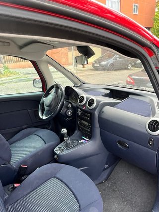 Peugeot 1007 2006