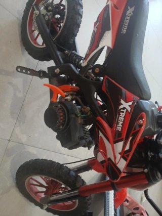 2 Motos infantiles Xtreme semi nuebas