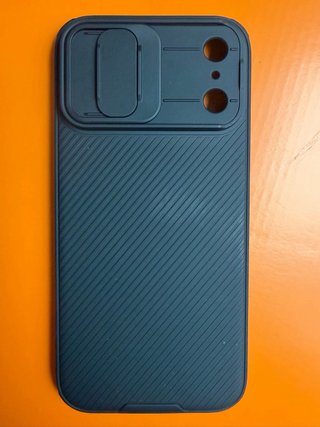 Custodia iPhone con protezione fotocamera