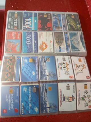 120 Schede Telefoniche Internazionali con fogli