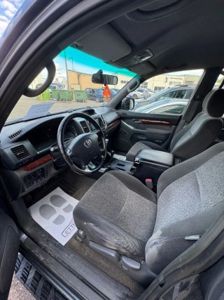 Toyota Land Cruiser 2005
