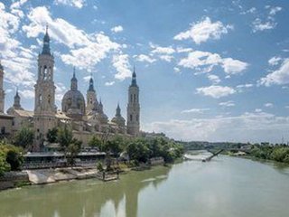 Piso en venta en Arrabal en Zaragoza
