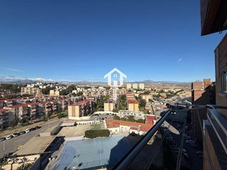 Piso en venta en Juan XXIII en Alicante