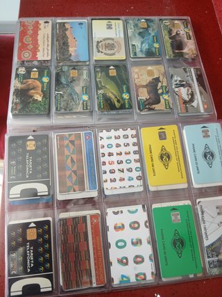 120 Schede Telefoniche Internazionali con fogli