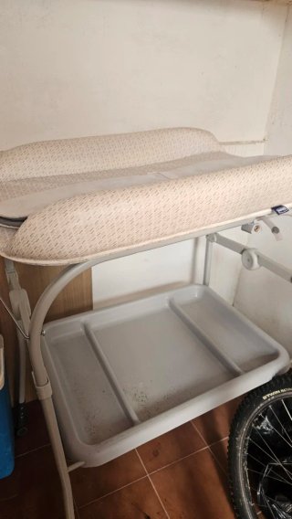 Bañera y cambiador Chicco para bebé