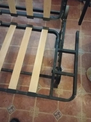 Sofá Cama Ikea Metal y Madera Incluye colchón, per