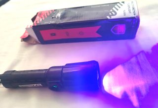 Linterna UV y Luz Morada Multifunción