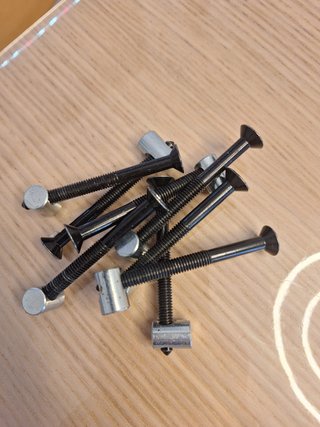 Pack cuna Ikea Sundvik con colchón y sábanas