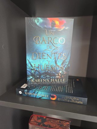 Un barco de dientes y huesos (Spanish Edition)