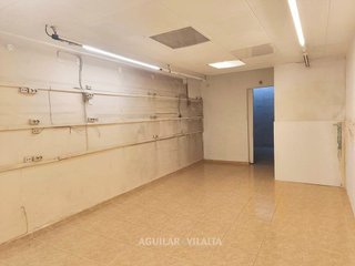 Local comercial en alquiler en Centre - Joan Prim en Granollers