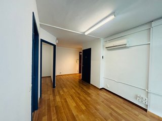 Oficina en alquiler en Centre en Badalona