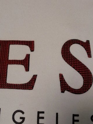 Camiseta Guess Blanca Logo Los Angeles,Slim fit.