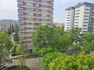Piso en alquiler en Zona de Plaza de Barcelos en Pontevedra