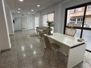 Oficina en alquiler en El Pla de Sant Josep - L'Asil en Elche