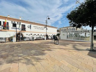 Oficina en alquiler en La Cala de Mijas en Mijas