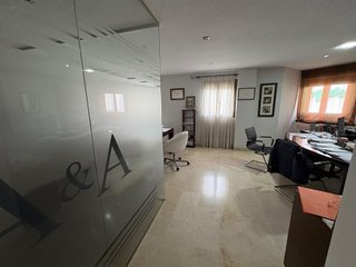 Oficina en alquiler en Zona Centro en Córdoba