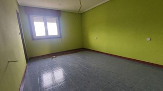 Chalet en venta en Verín