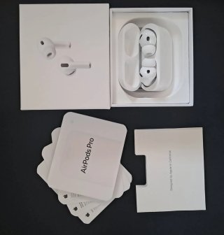 AirPods Pro 3 - Mai utilizzati