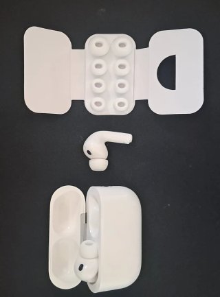 AirPods Pro 3 - Mai utilizzati