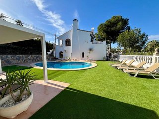 Chalet en venta en Campos de Golf - Villa Martin - Los Dolses en Orihuela