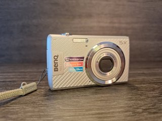 Cámara Digital BenQ AE220 16MP 5x Zoom